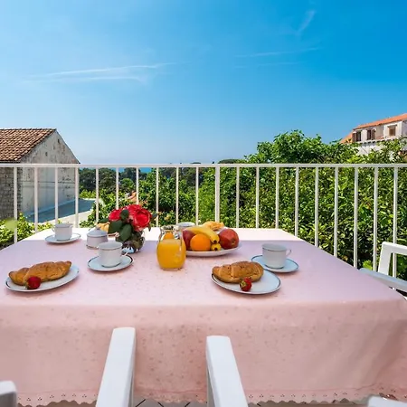 Lena Daire Dubrovnik